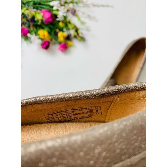 Vionic Women's Brown Leather Chill Debbie Pewter Loafers Flat Shoes Size 5 - Picture 3 of 3